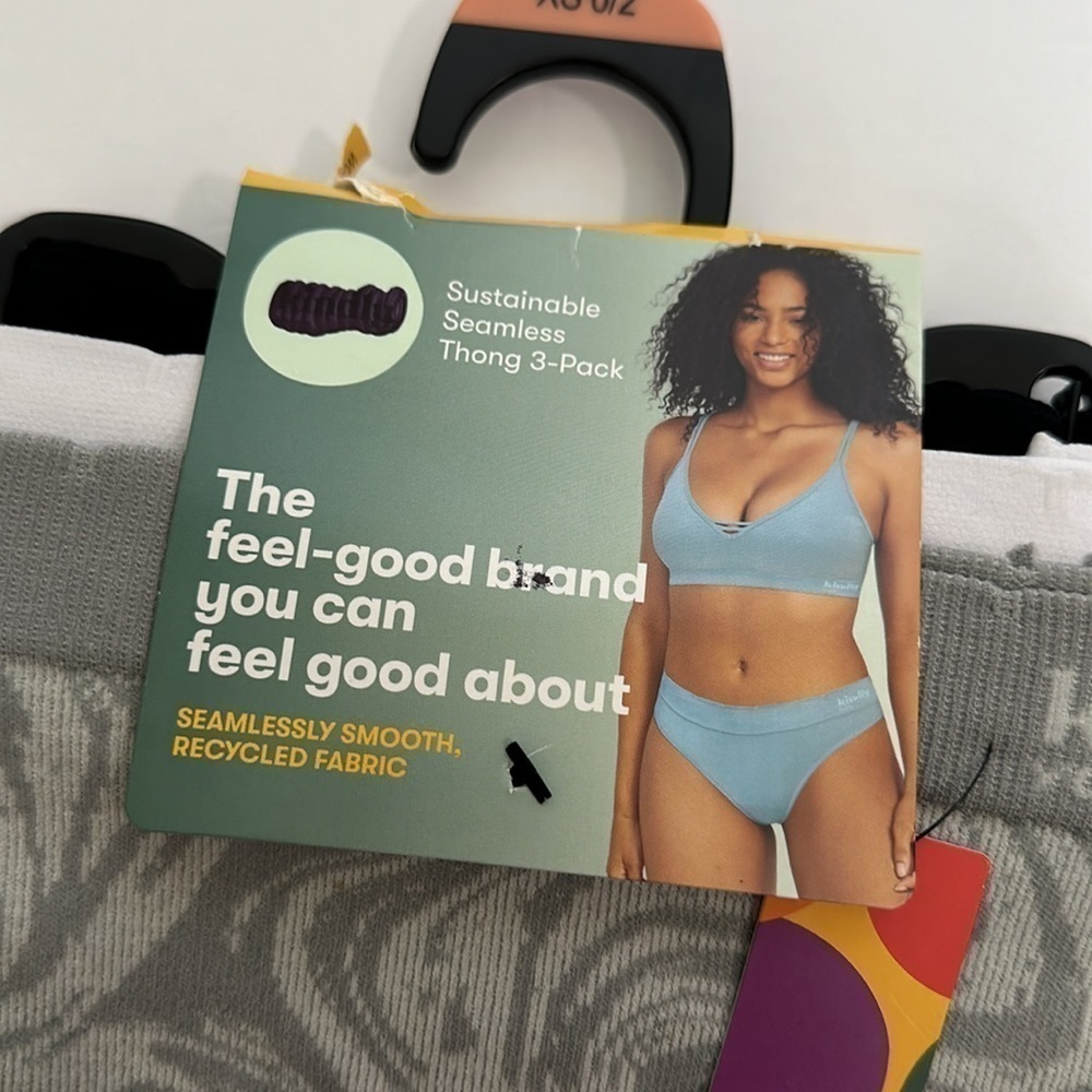 Kindly Yours Women's Seamless Thong Underwear 3-Pack size XS - Picture 3 of 10
